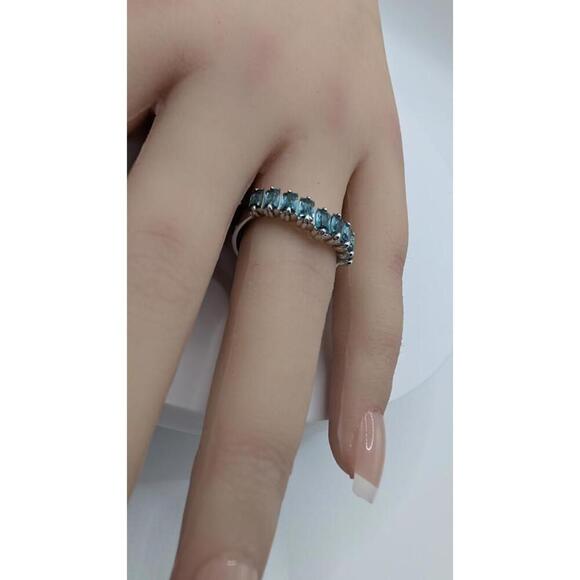 Silver Tone Ring with Blue Rectangular Stones Size 7 - Picture 8 of 9